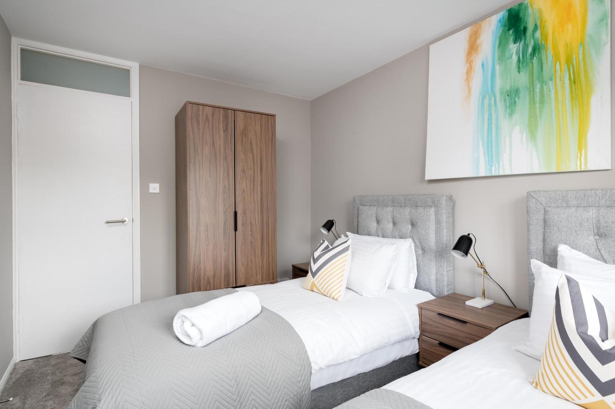 City Stay Apartments - Geldonia Court Бедфорд Экстерьер фото